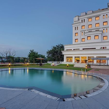 Royal Sarovar Portico Siliguri Hotell Eksteriør bilde