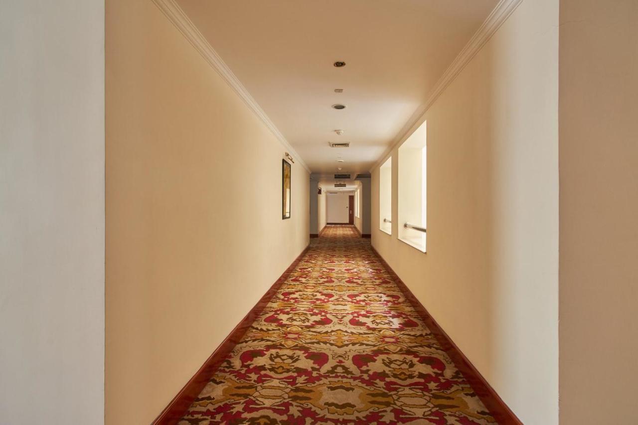 Royal Sarovar Portico Siliguri Eksteriør bilde