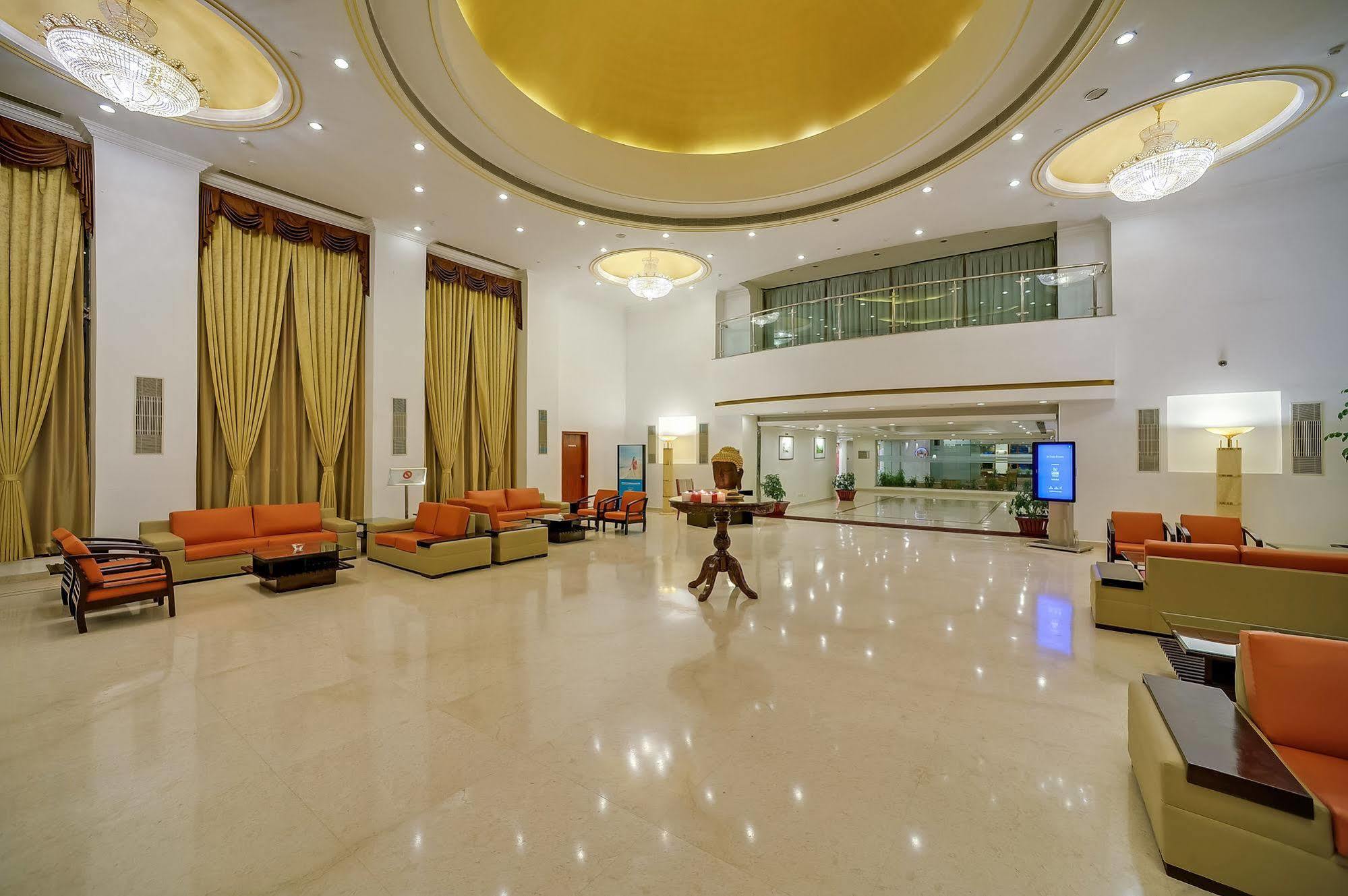 Royal Sarovar Portico Siliguri Hotell Eksteriør bilde