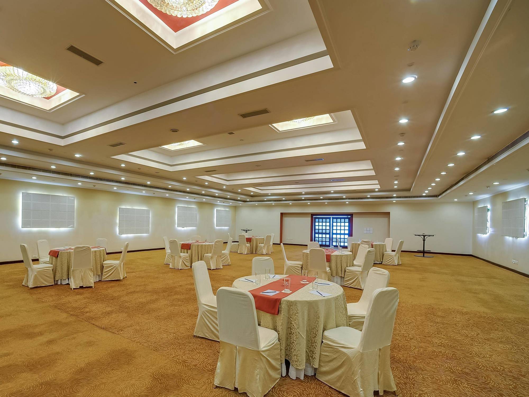 Royal Sarovar Portico Siliguri Hotell Eksteriør bilde